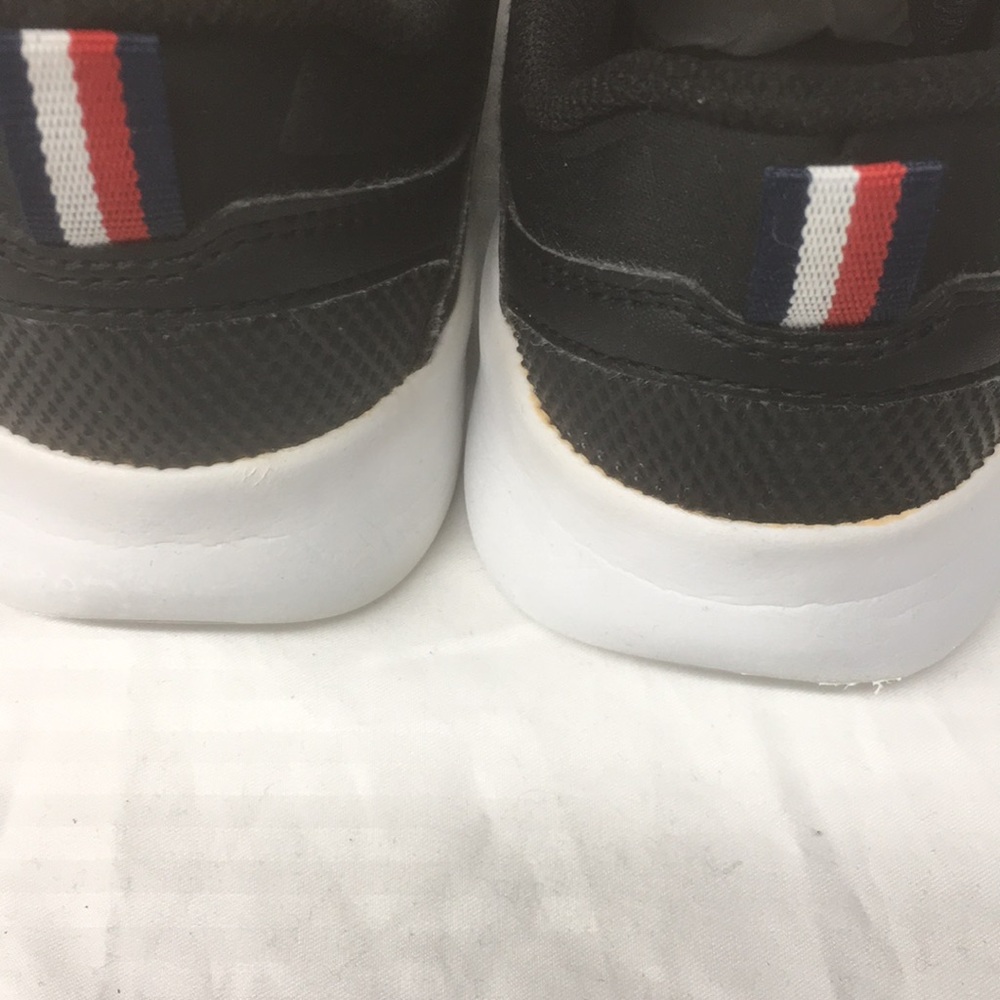 Tommy Hilfiger boys sneakers sz 1.5 - Picture 4 of 8